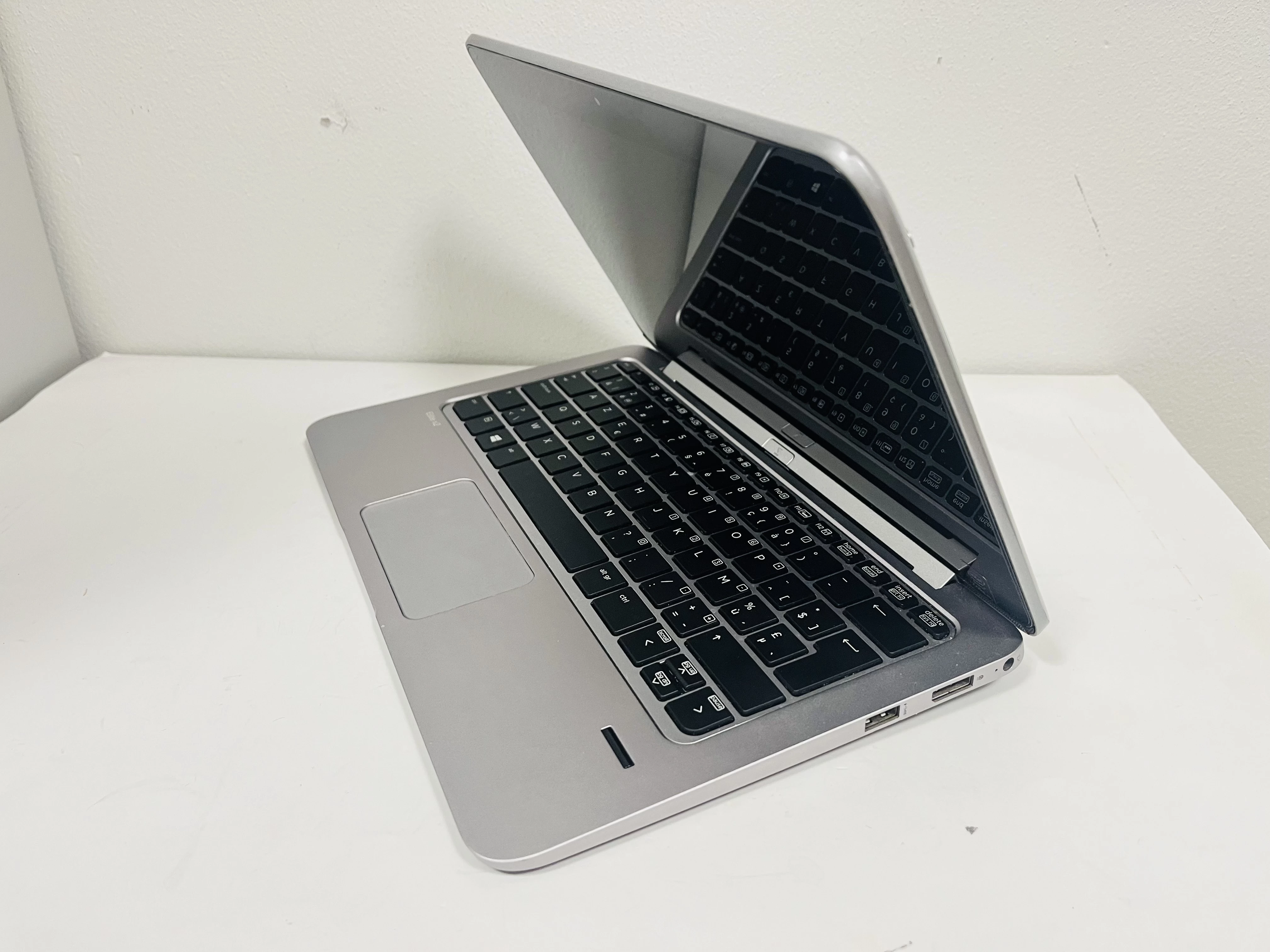 laptop-tablet-hp-elite-x2-1011-g1-seria-procesora-intel-core-m