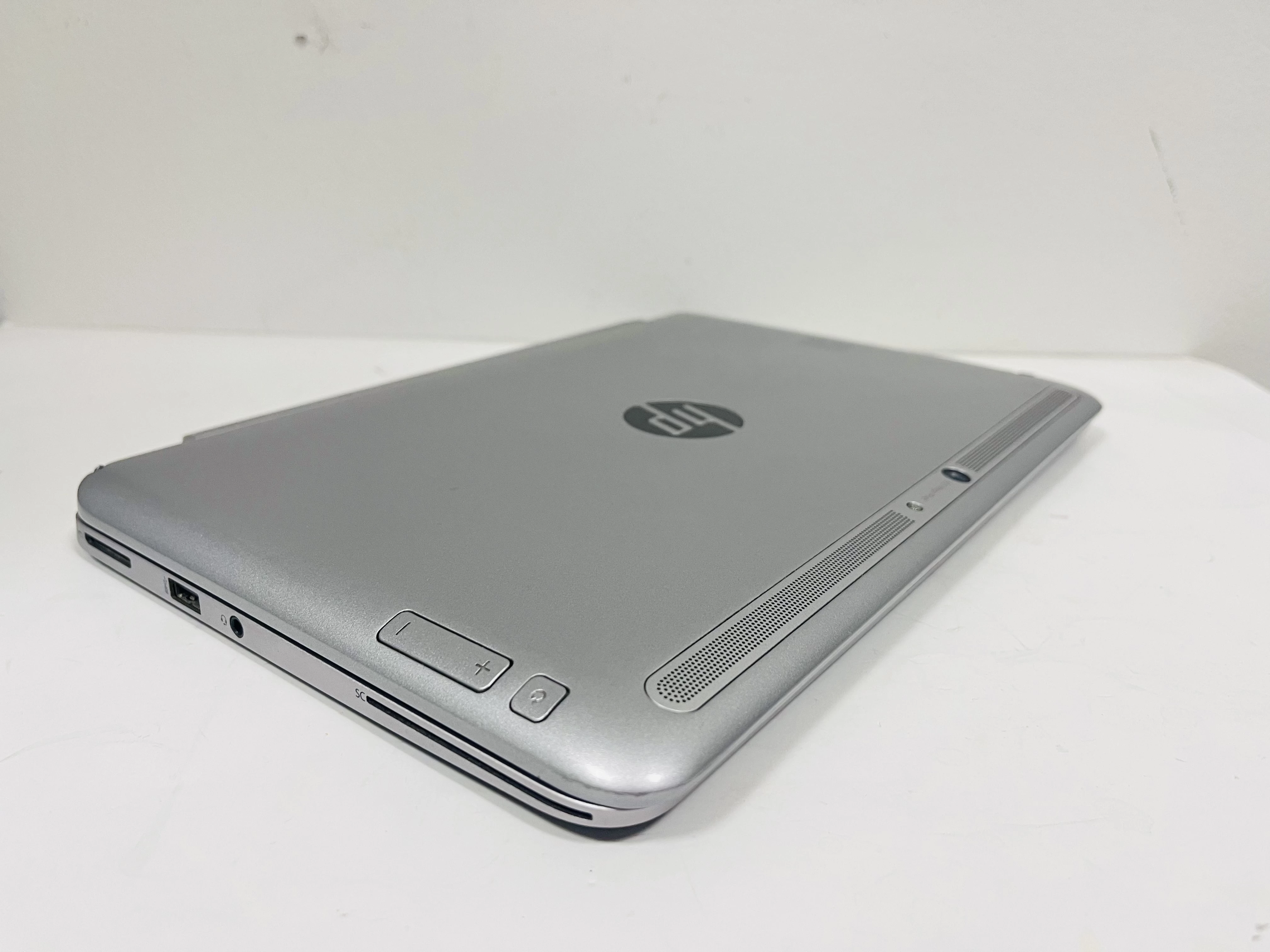 laptop-tablet-hp-elite-x2-1011-g1-typ-dysku-twardego-ssd