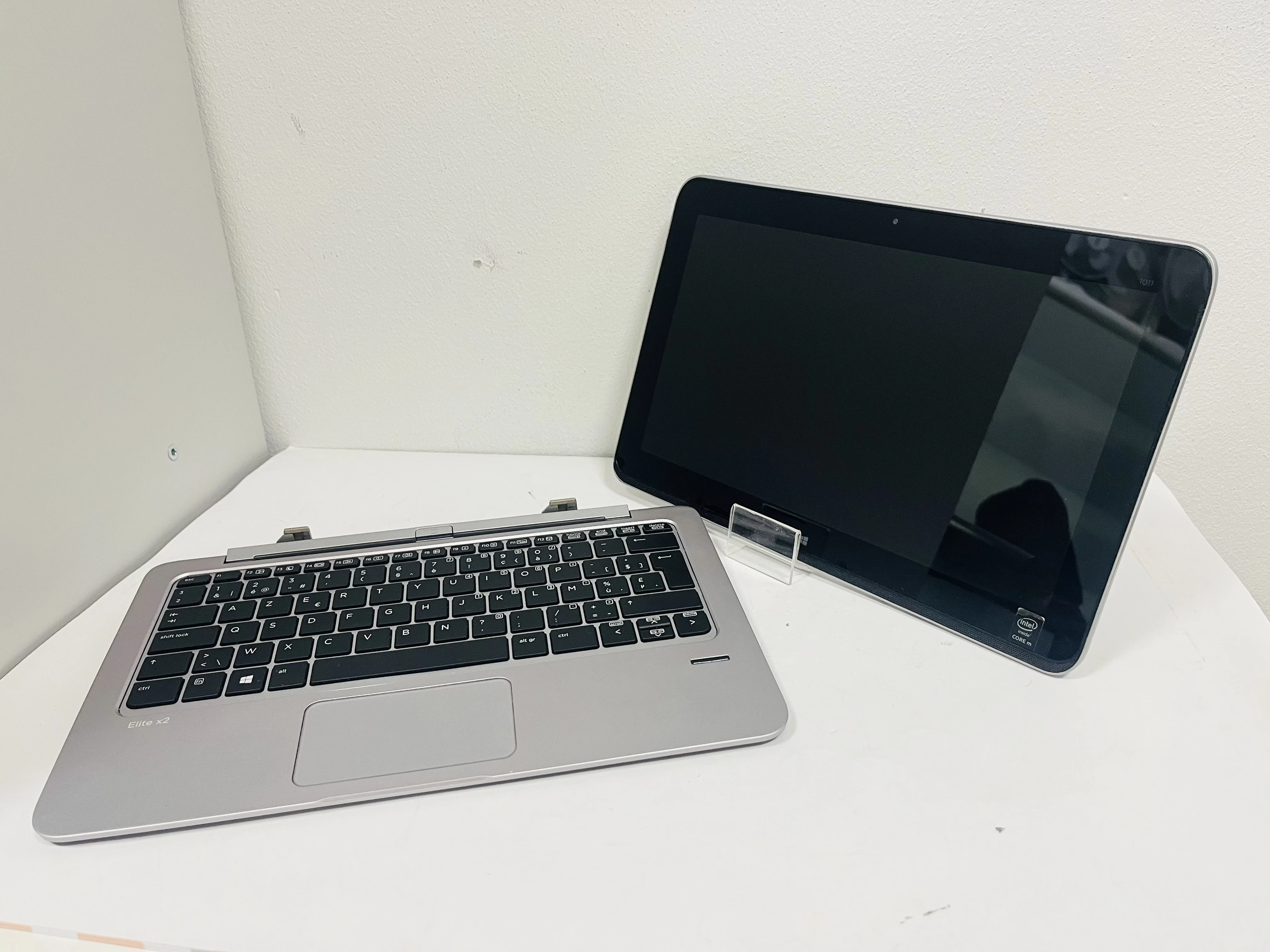 laptop-tablet-hp-elite-x2-1011-g1-przekatna-ekranu-116