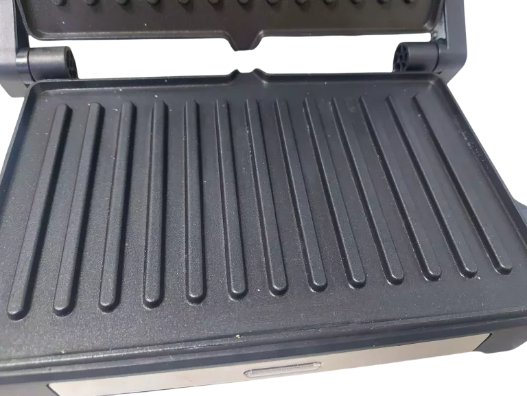 KONTAKTOWY GRILL ELEKTRYCZNY TRISTAR PD-8915