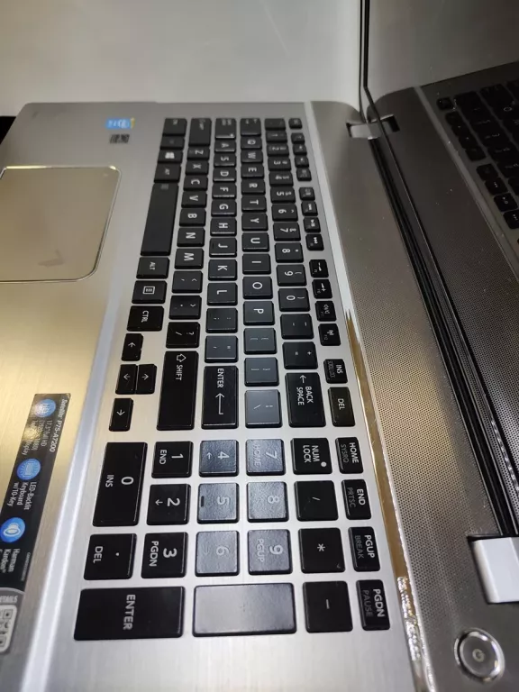 laptop-toshiba-satellite-p75-a7200-173-i7-4700mq-rozdzielczosc-px-1920-x-1080