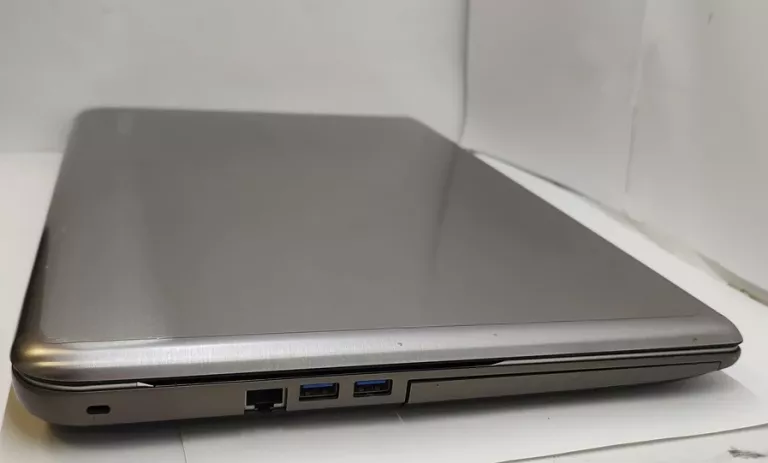 laptop-toshiba-satellite-p75-a7200-173-i7-4700mq-stan-uzywany