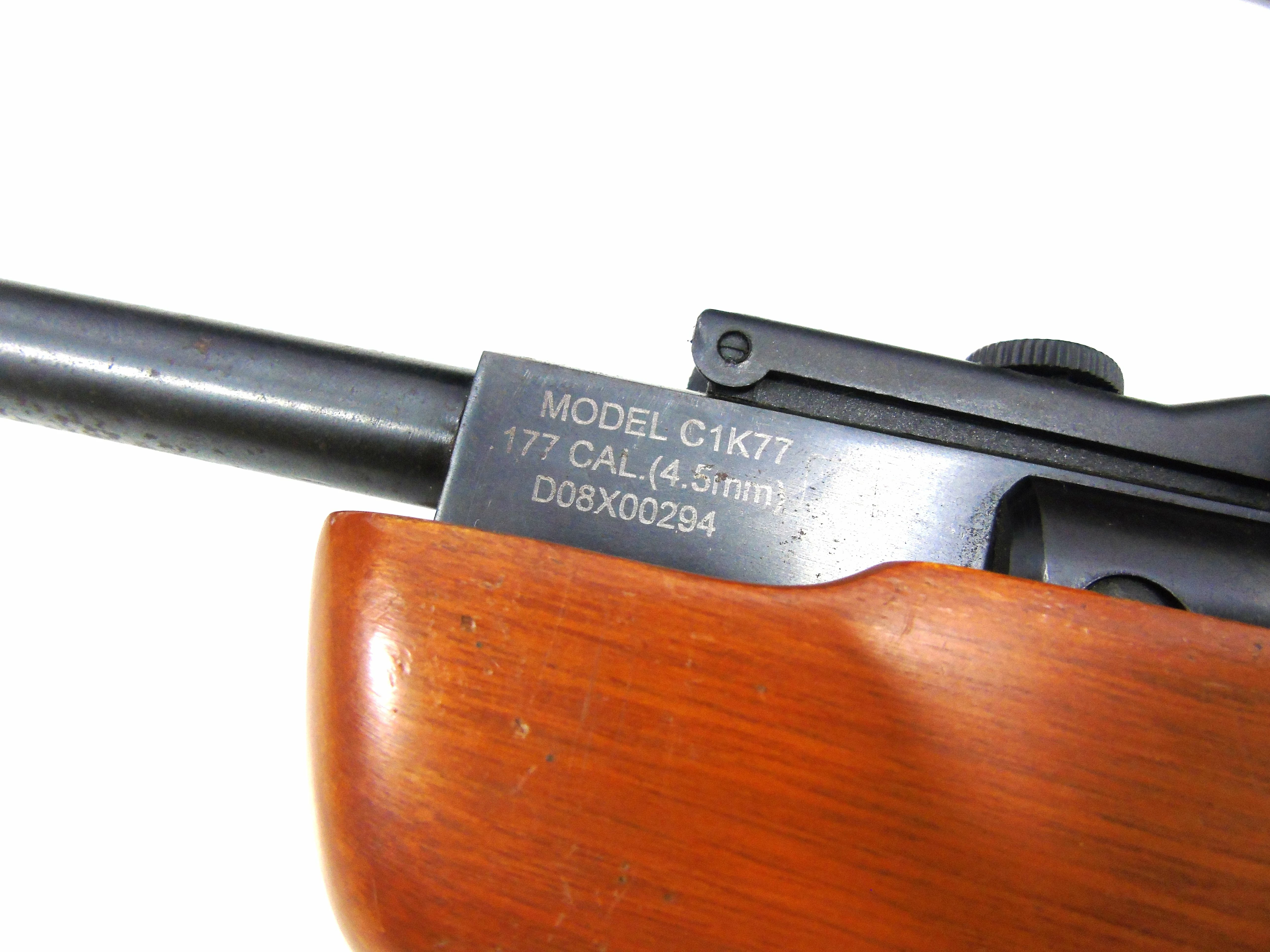 wiatrowka-crosman-quest-1000-luneta-pokrowiec-typ-lufy-gwintowana