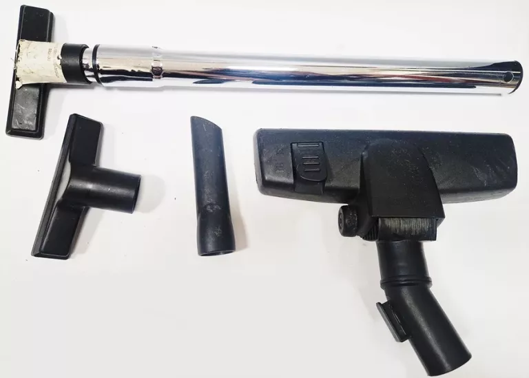 ODKURZACZ RAVEN EO001N KOMPLET