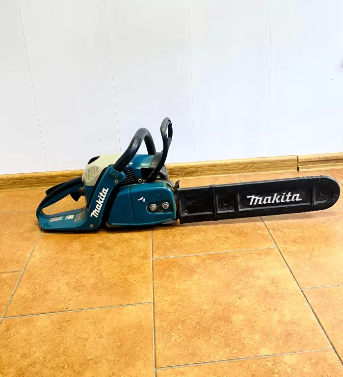 PIŁA SPALINOWA MAKITA DCS4301