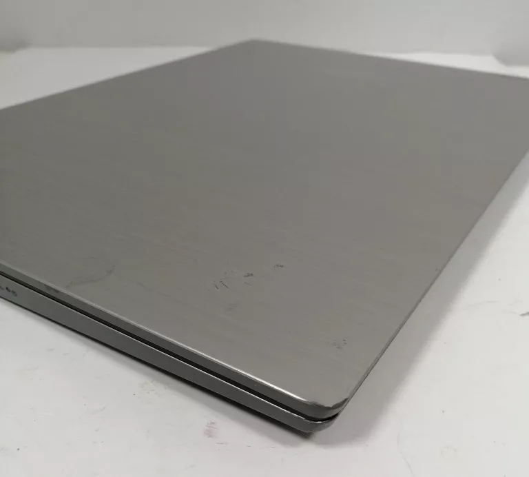 LAPTOP LENOVO IDEAPAD 3 4GB / 500GB SSD