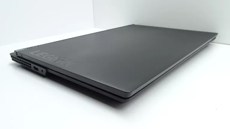 laptop-lenovo-legion-y530-i5-8300h-16gb-ram-ddr4-256512gb-ssd-gtx-1050-liczba-rdzeni-procesora-4