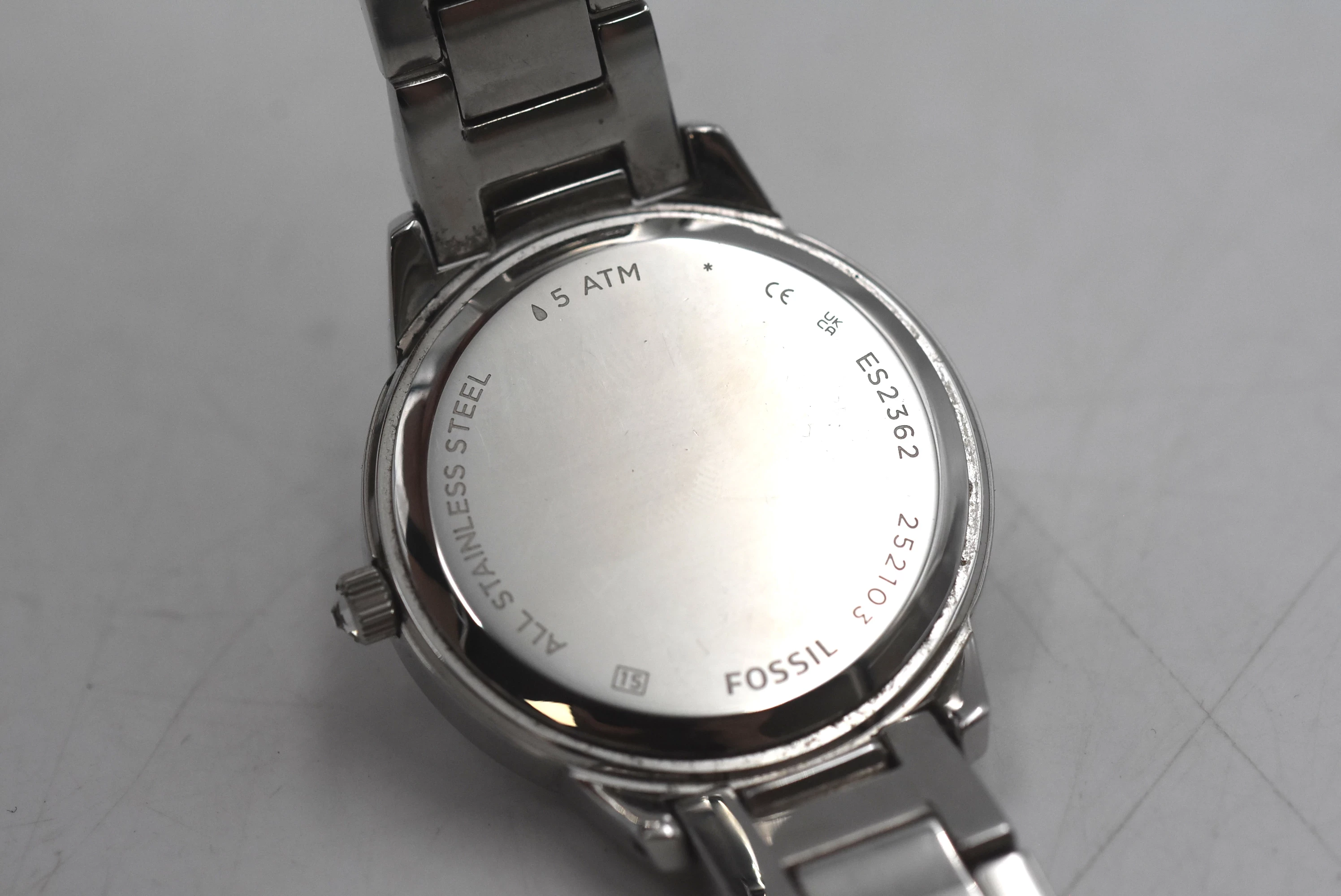 zegarek-damski-fossil-es2362-material-paska-stal