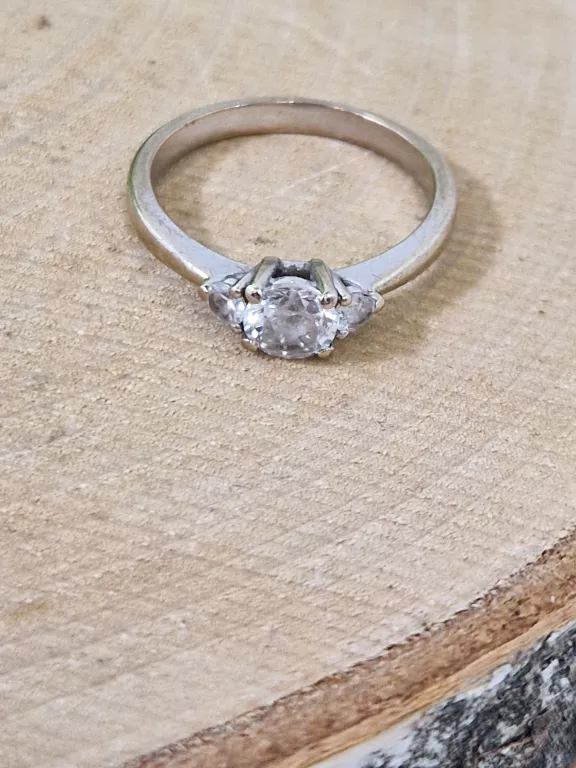 zloty-pierscionek-biale-zloto-z-cyrkonia-231g333-zawiszy-czarnego-16-katowice