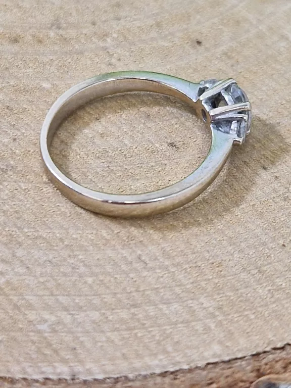 zloty-pierscionek-biale-zloto-z-cyrkonia-231g333-rodzaj-klasyczne