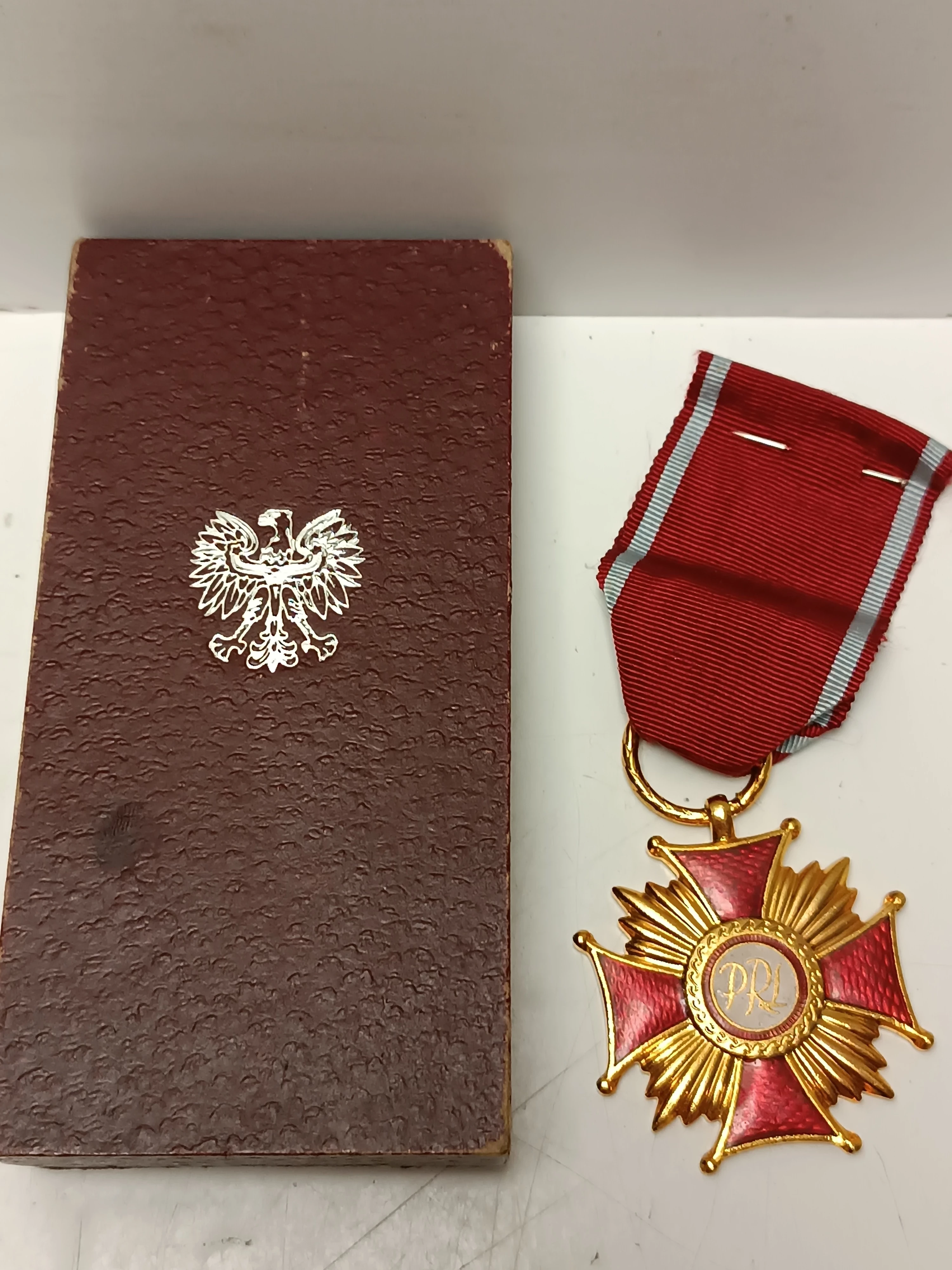 zloty-krzyz-zaslugi-prl-typ-lwp-1943-1989