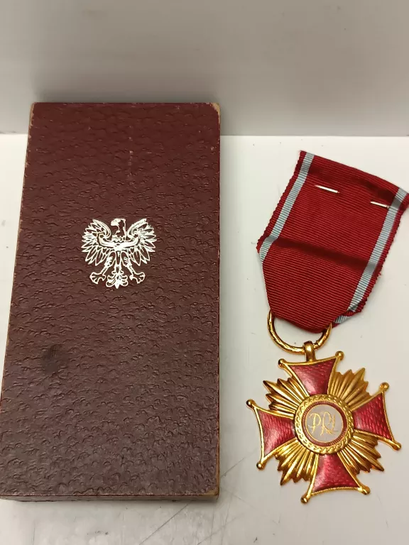 zloty-krzyz-zaslugi-prl-typ-lwp-1943-1989