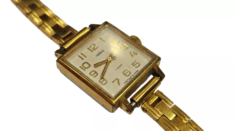 zegarek-czajka-17-kamieni-pozlacany-nie-dziala-typ-nareczny