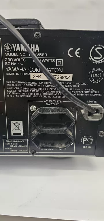 WZMACNIACZ AMPLITUNER YAMAHA RX -V563