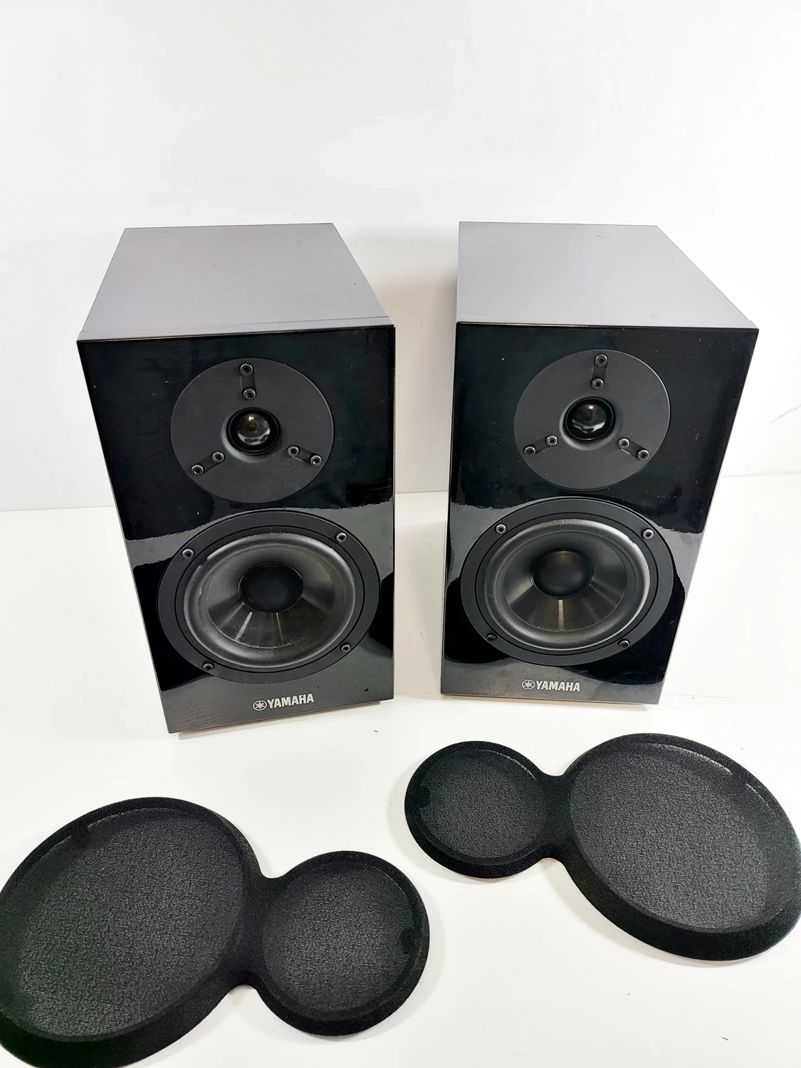 kolumny-yamaha-pianocraft-ns-bp300-czarne-maskownice-ean-gtin-1111111111