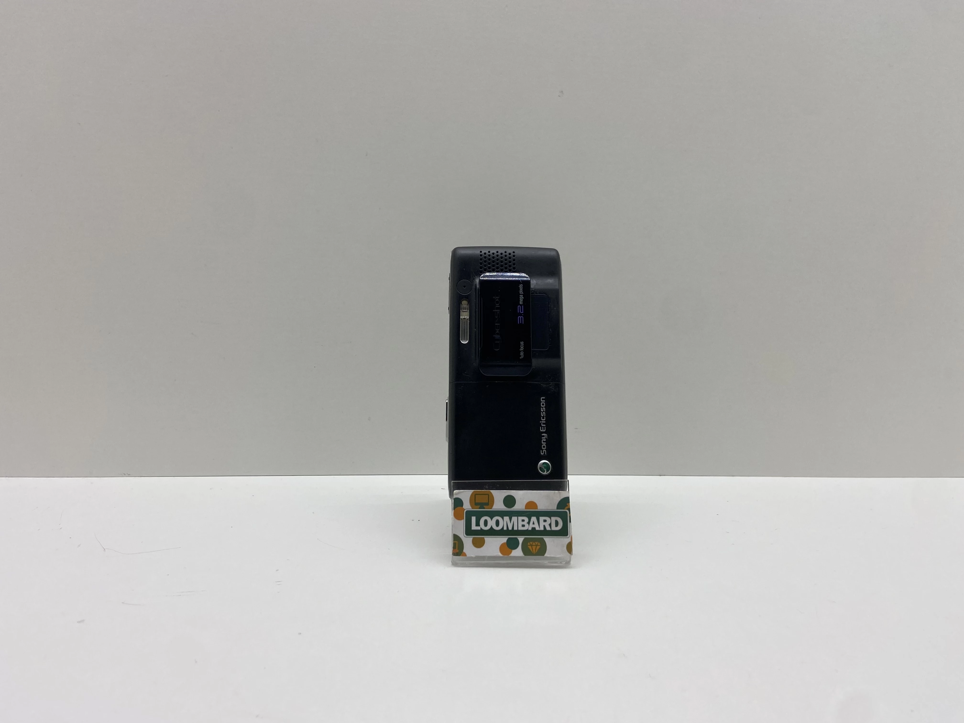 telefon-sony-ericsson-k800i-ladowarka-stan-uzywany