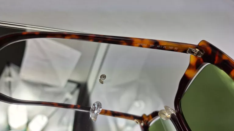 OKULARY PRZECIWSŁONECZNE DAMSKIE SALVATORE FERRAGAMO SF886S-207-48
