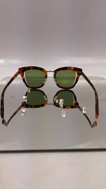 OKULARY PRZECIWSŁONECZNE DAMSKIE SALVATORE FERRAGAMO SF886S-207-48