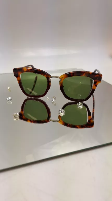 OKULARY PRZECIWSŁONECZNE DAMSKIE SALVATORE FERRAGAMO SF886S-207-48