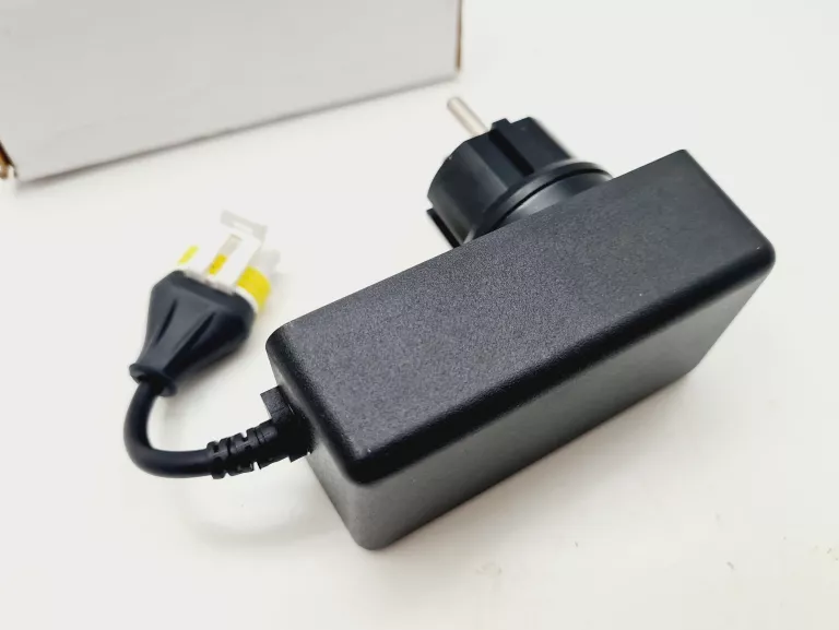 ZASILACZ HUSQVARNA GARDENA 28V 1A ADP-28AW
