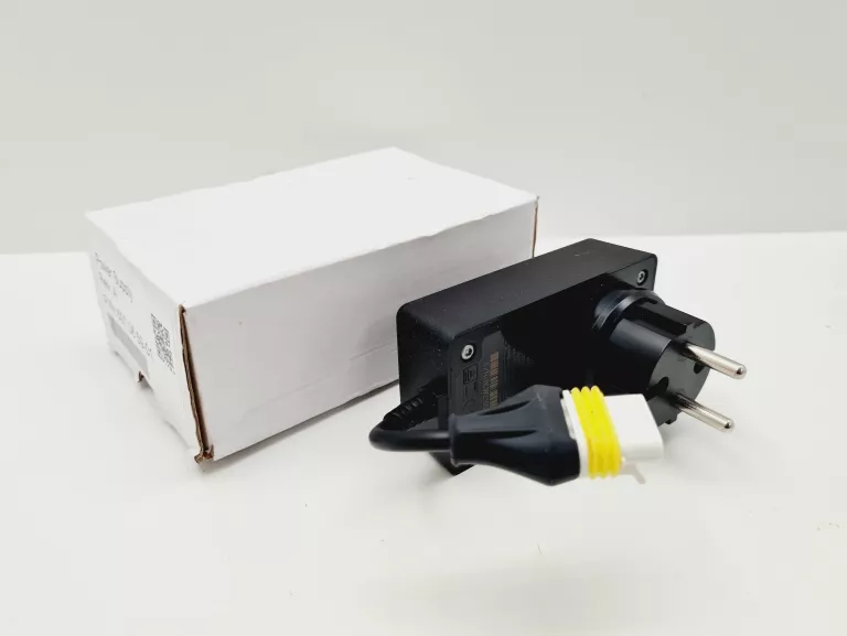 ZASILACZ HUSQVARNA GARDENA 28V 1A ADP-28AW