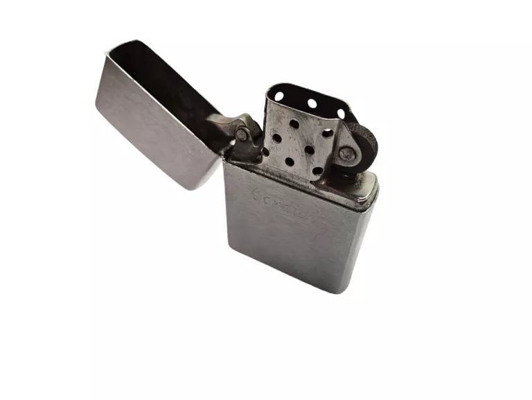 KLASYCZNA ZAPALNICZKA ZIPPO GRAWER CORDIAL (SERDECZNY)