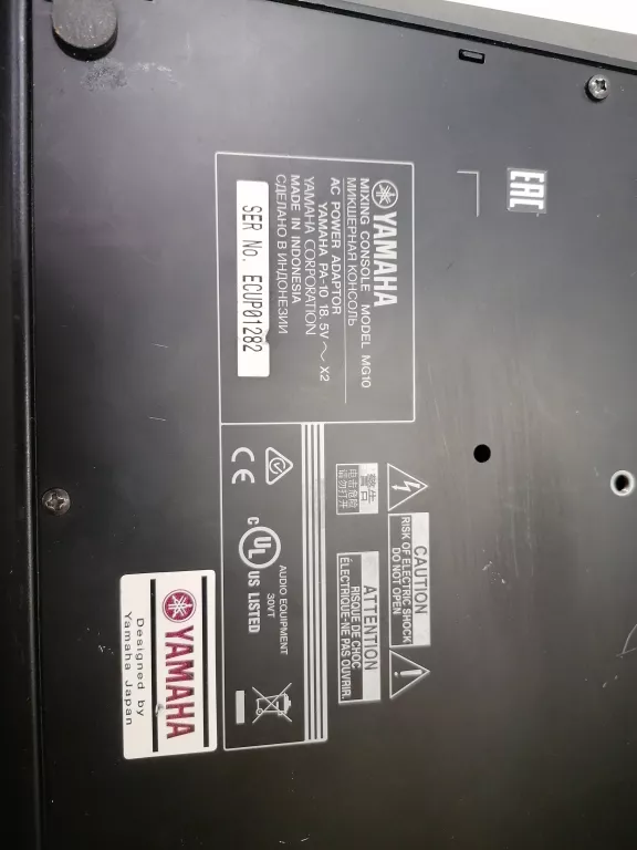 MIKSER AUDIO YAMAHA MG 10