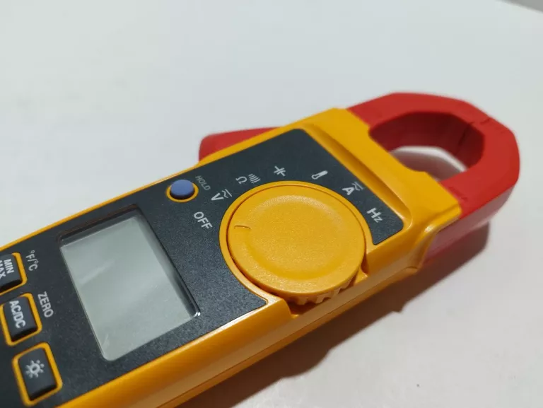 MULTIMETR CĘGOWY FLUKE 325