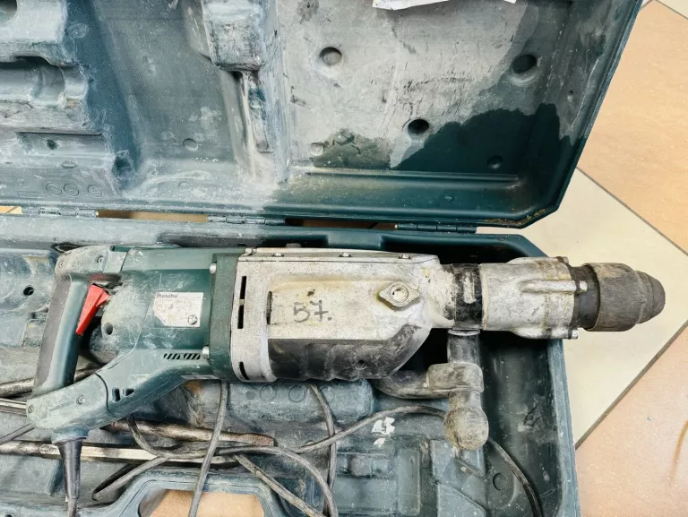 MŁOT WYBURZENIOWY METABO MHE 96 20 J 1600 W