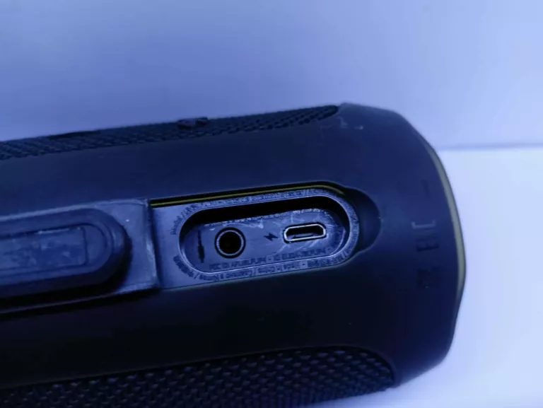 glosnik-jbl-flip-4-marka-jbl