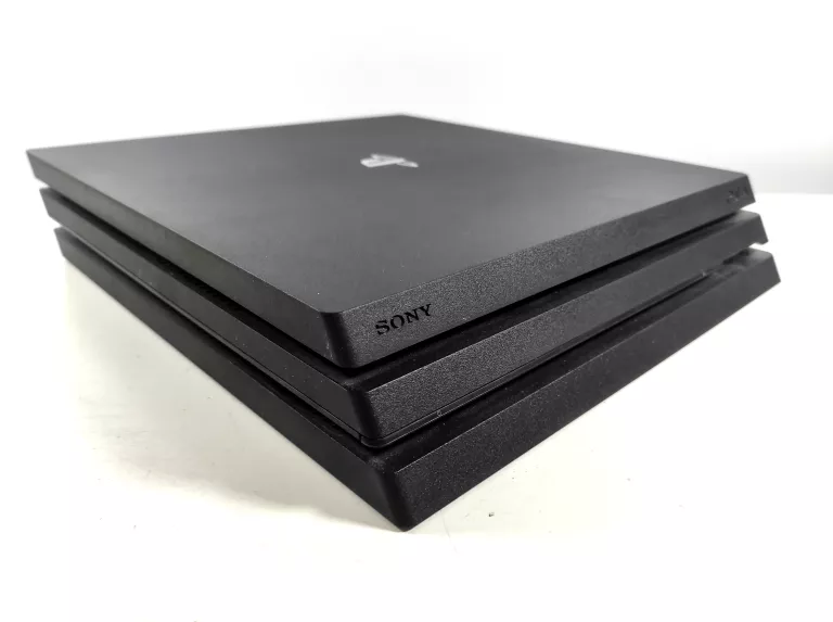 KONSOLA PS4 PRO 1TB + PAD NIE ORYGINALNY