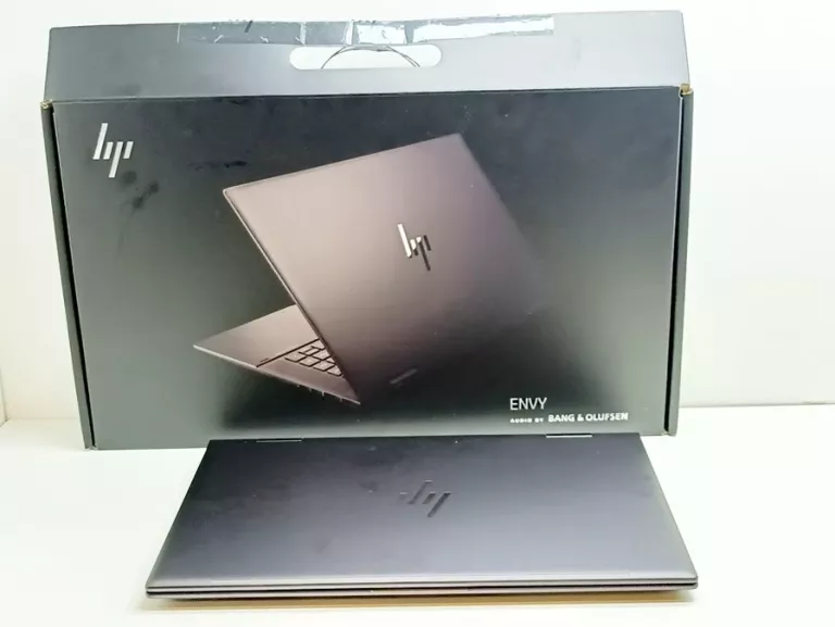 LAPTOP LAPTOP HP ENVY X360 15,6" AMD RYZEN 7 16 GB / 512 GB CZARNY