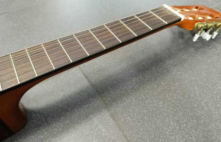 GITARA ELEKTROAKUSTYCZNA FACE CG7CEQ N