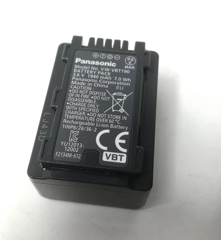 KAMERA PANASONIC HC-V180 BRAK ŁADOWARKI