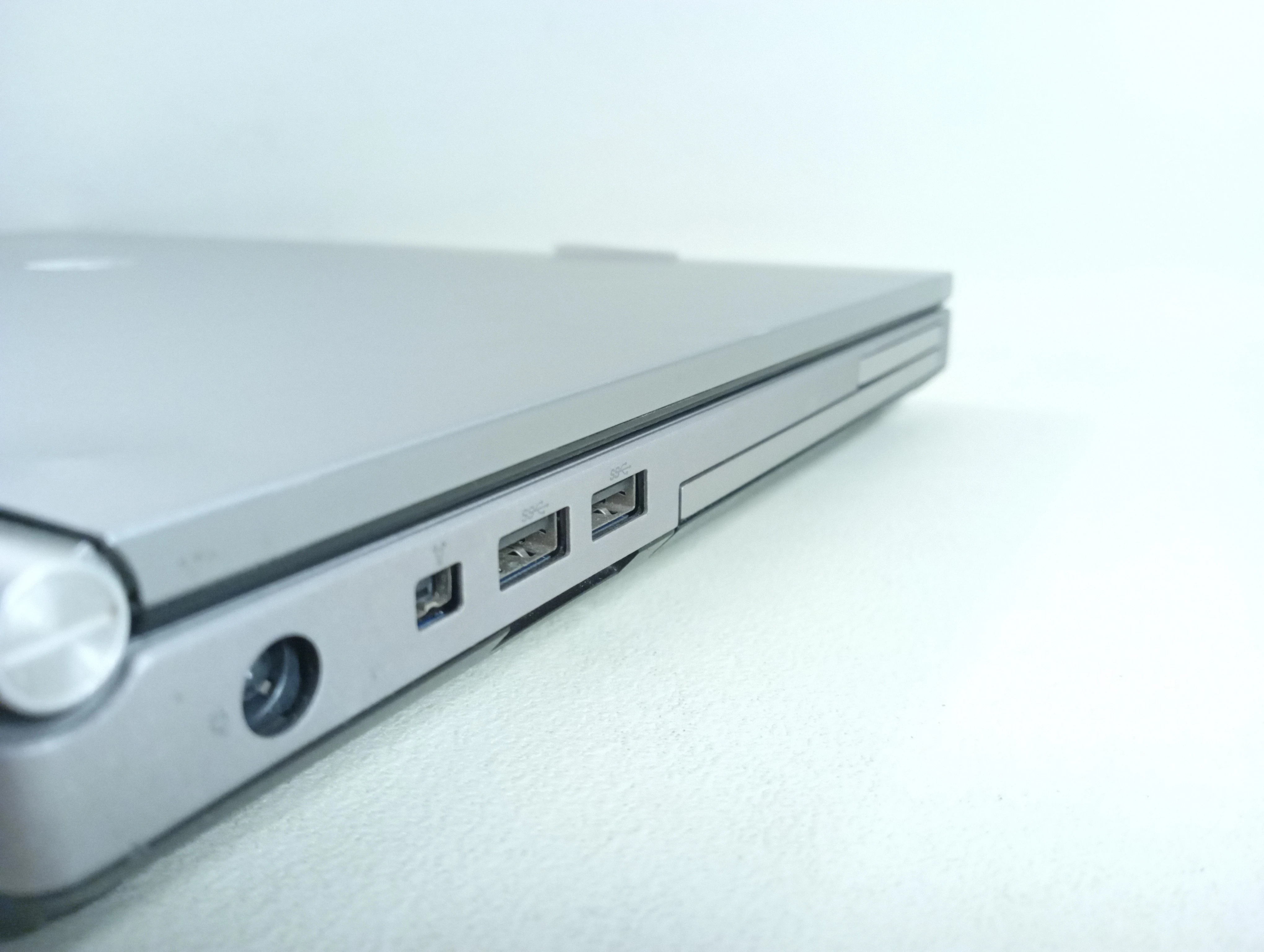 laptop-hp-elitebook-8460pi3-przekatna-ekranu-14