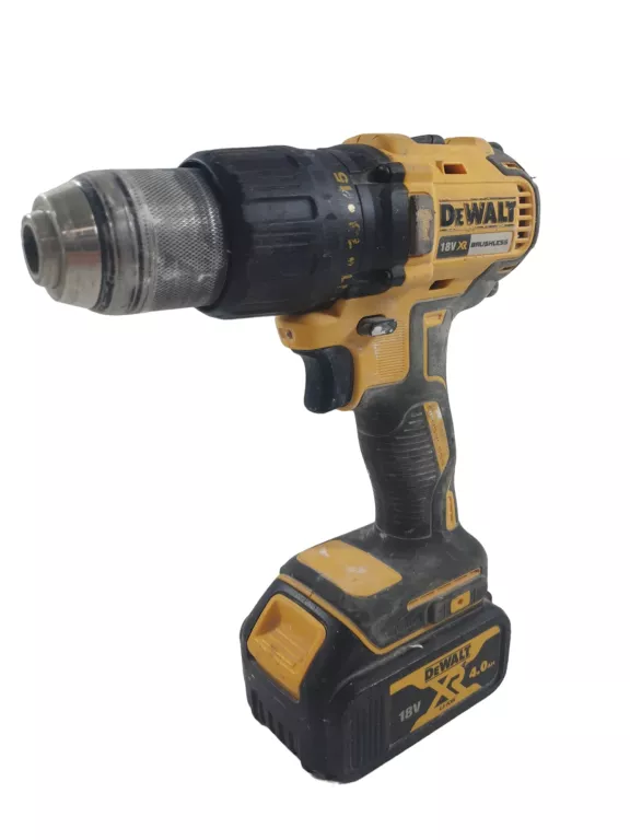 zestaw-elektronarzedzi-dewalt-zakretarka-787-wkretarka-udarowa-778-liczba-akumulatorow-235817-392053