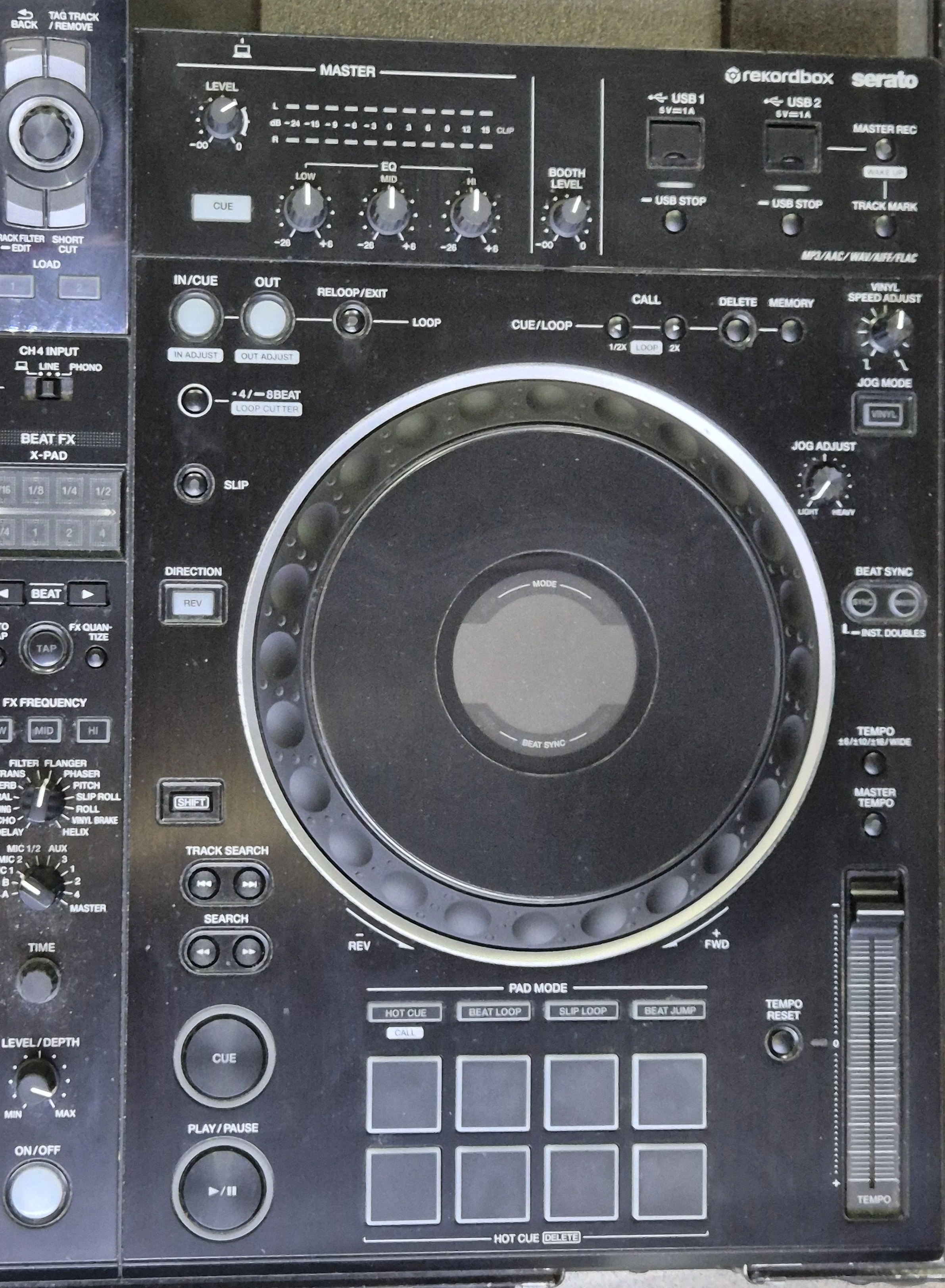 mikser-pioneer-xdj-xz-case-marka-pioneer