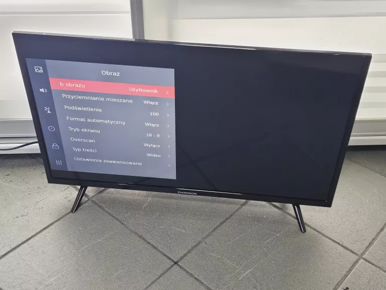 telewizor-thomson-32hd3301-led-32-pilot-bez-klapki-marka-thomson