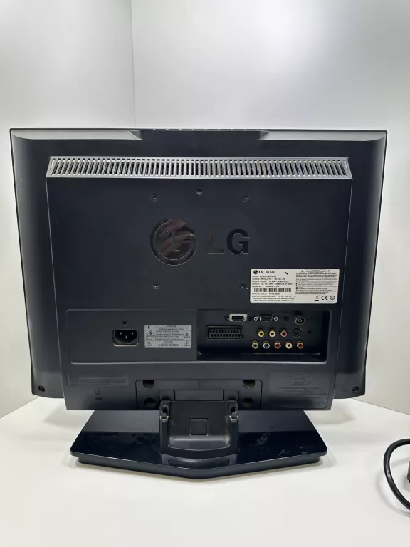 TELEWIZOR LG 19LS4R + PILOT + KAB ZASIL