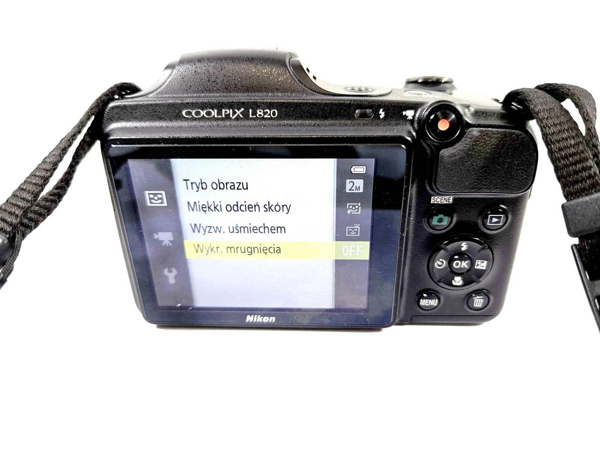 aparat-cyfrowy-nikon-coolpix-l820-czarny-akcesoria-stabilizacja-cyfrowa