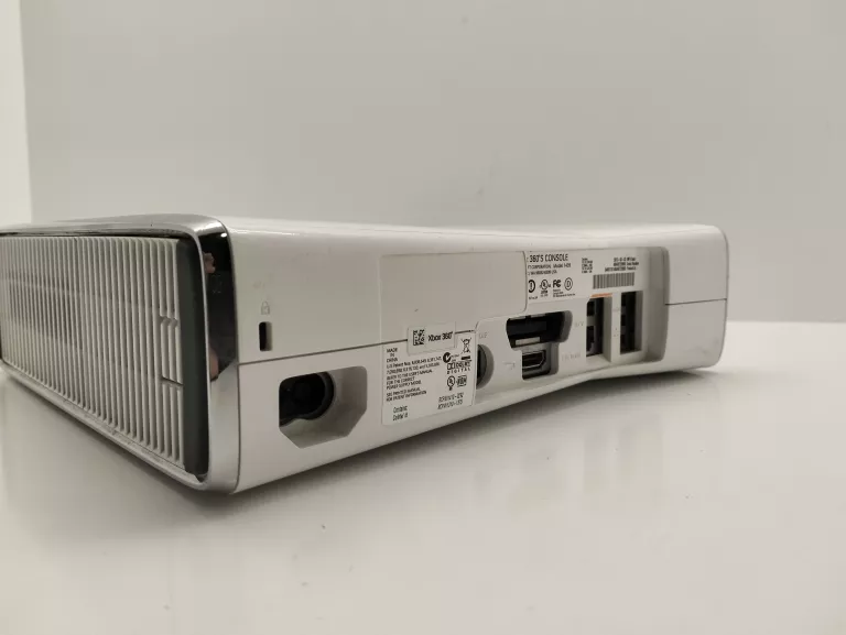 KONSOLA XBOX 360 OPIS!!