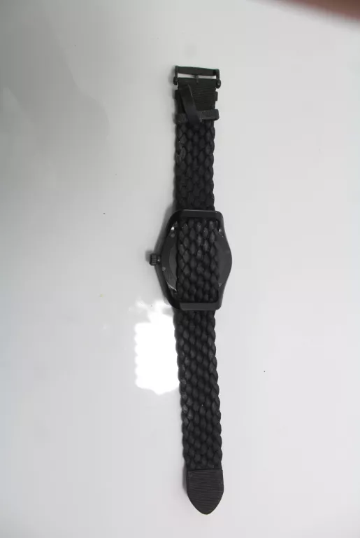 ZEGAREK TOM FORD N002 OCEAN PLASTIC
