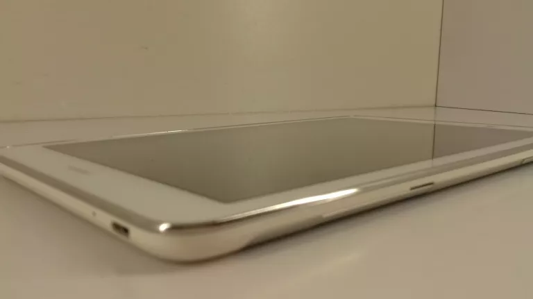 TABLET HUAWEI T1-821L