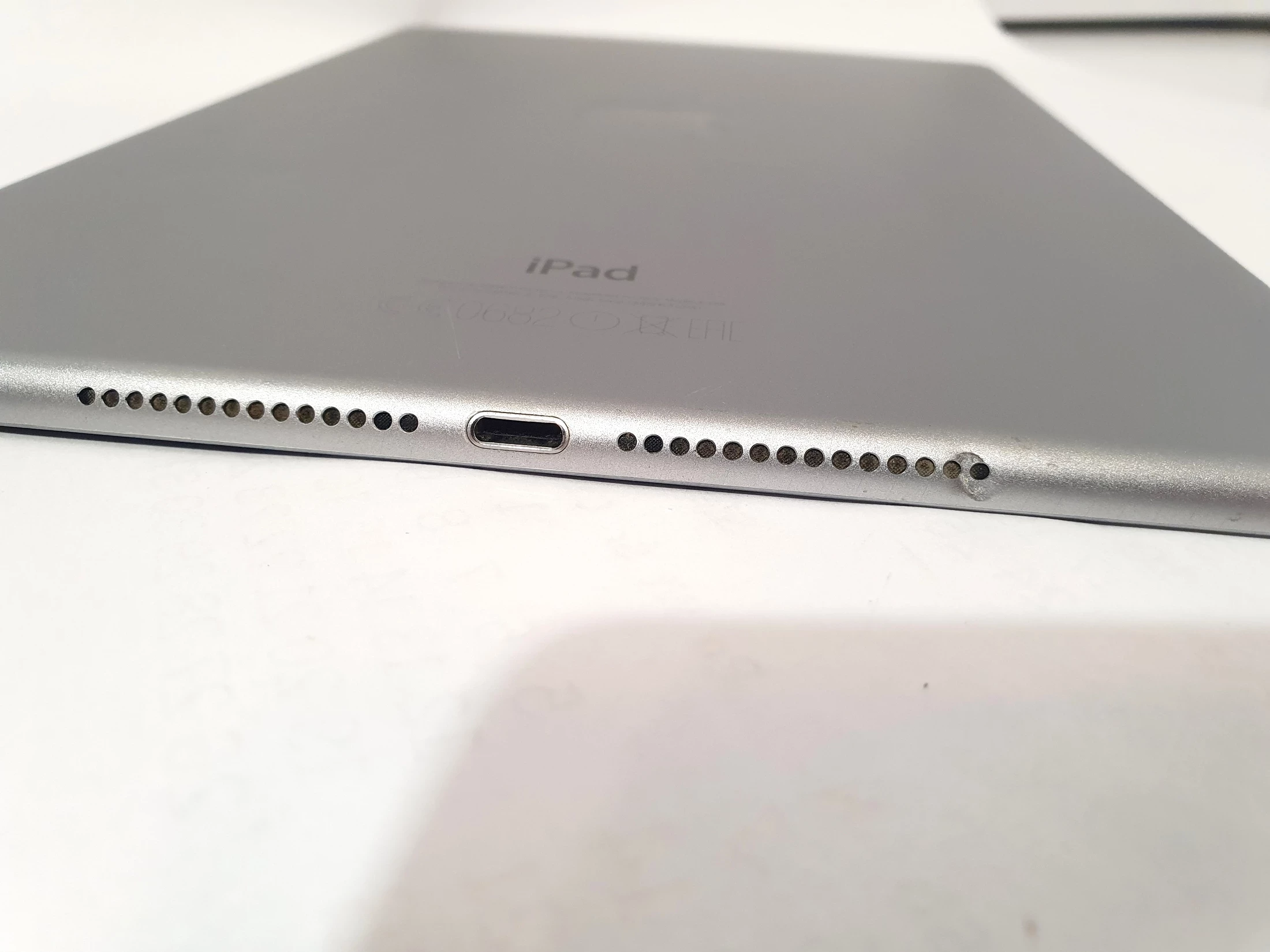 tablet-apple-ipad-air-2-128gb-kolor-srebrny