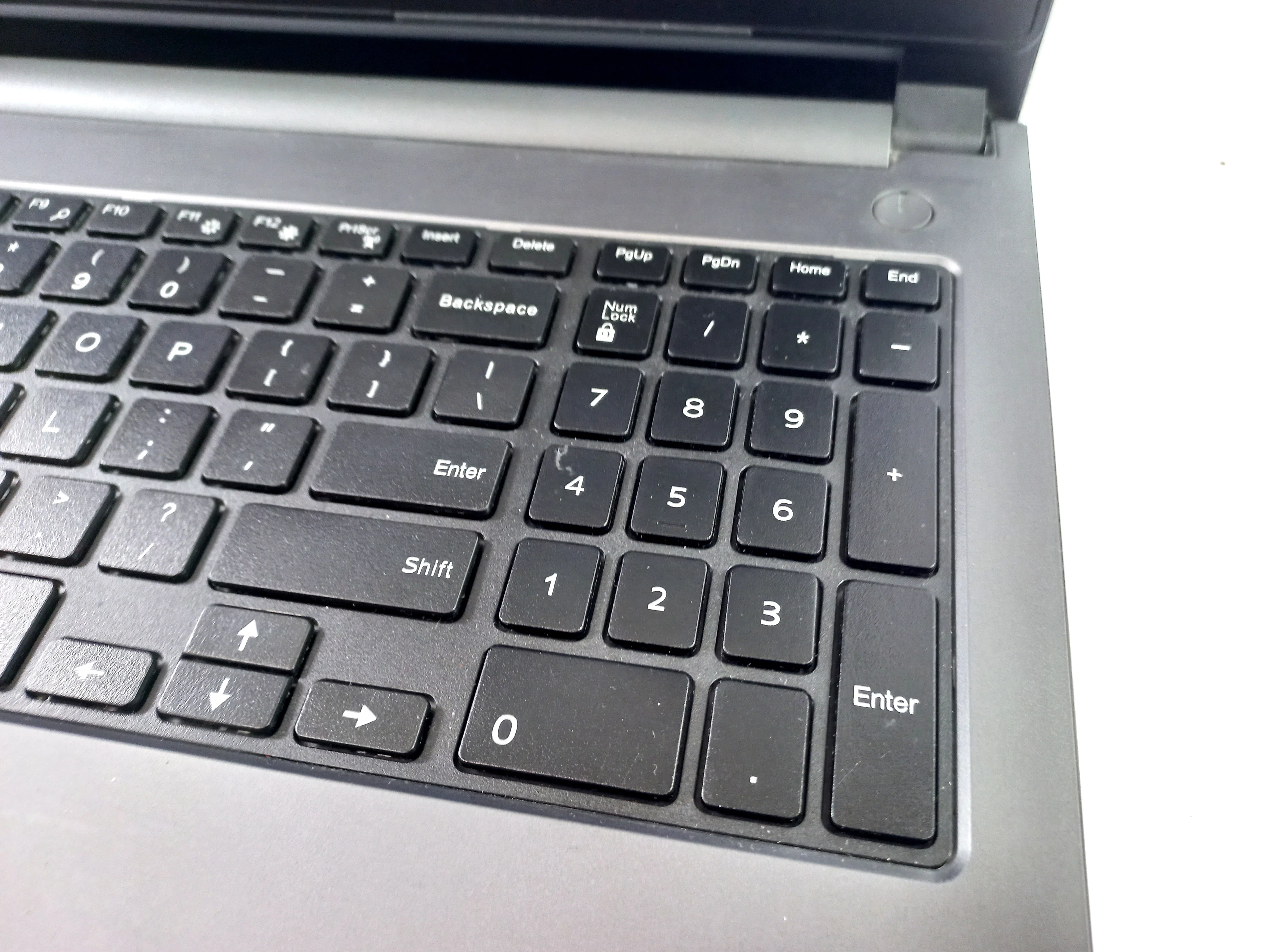 laptop-dell-vosto-intel-core-i5-6200u8gb512gb-ttyfja00-wielkosc-pamieci-ram-8-gb