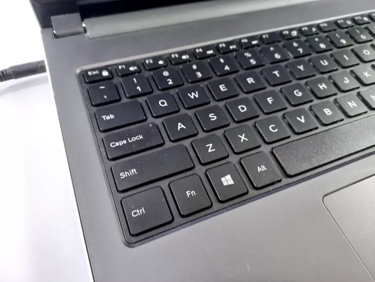 laptop-dell-vosto-intel-core-i5-6200u8gb512gb-ttyfja00-liczba-rdzeni-procesora-2