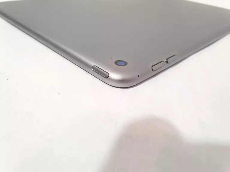 tablet-apple-ipad-air-2-128gb-system-operacyjny-ios