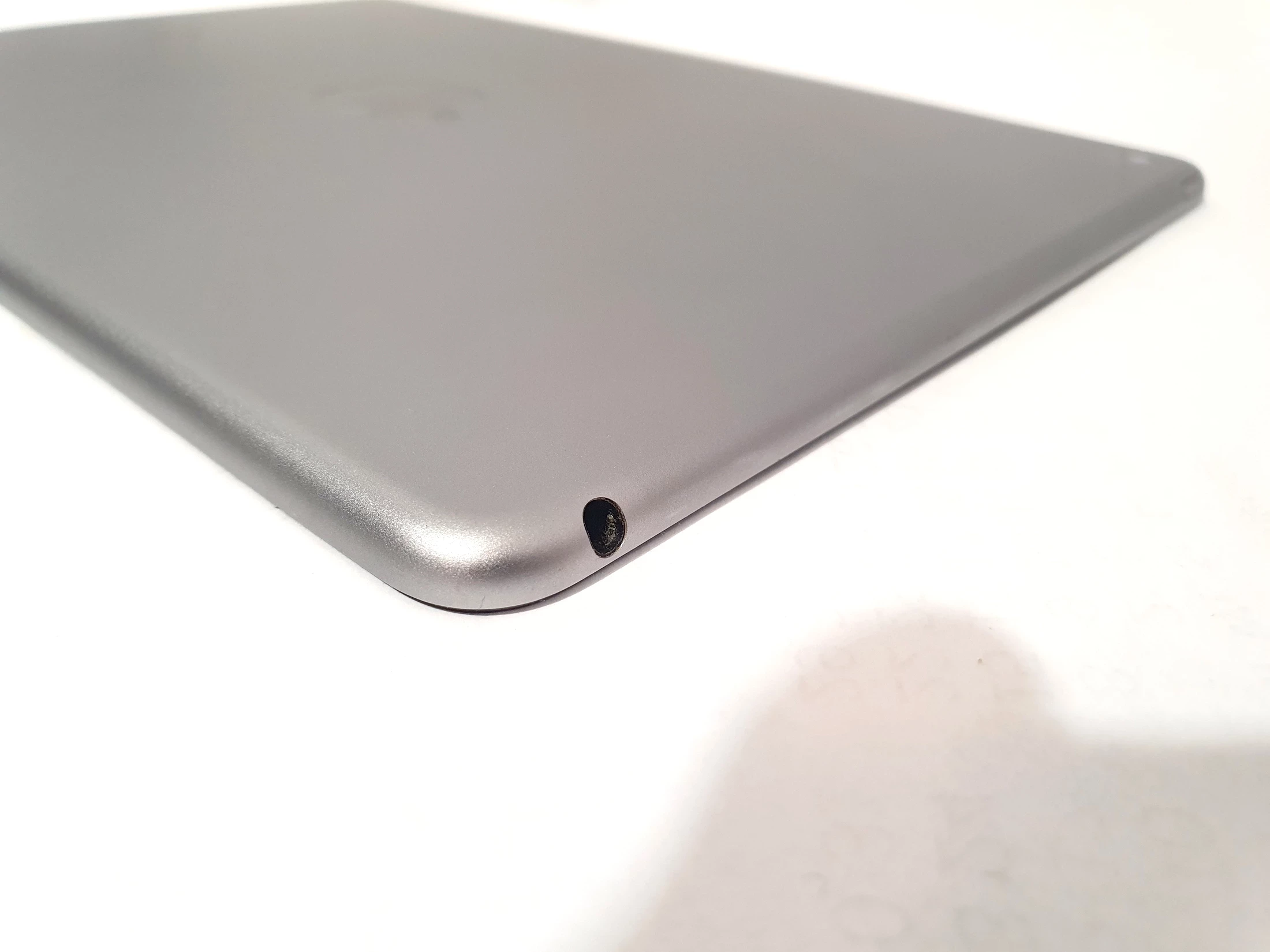 tablet-apple-ipad-air-2-128gb-transmisja-danych-4g-lte