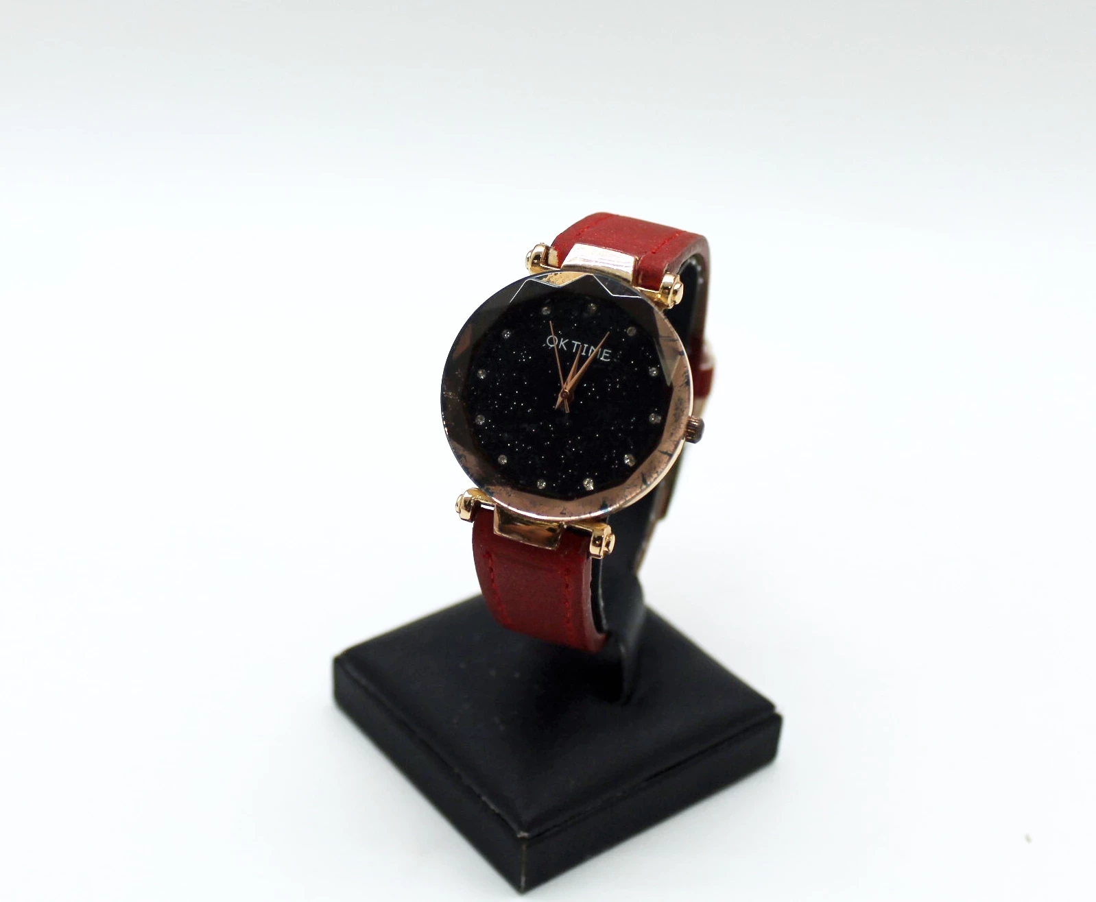 zegarek-oktime-czerowny-pasek-traugutta-85-wroclaw