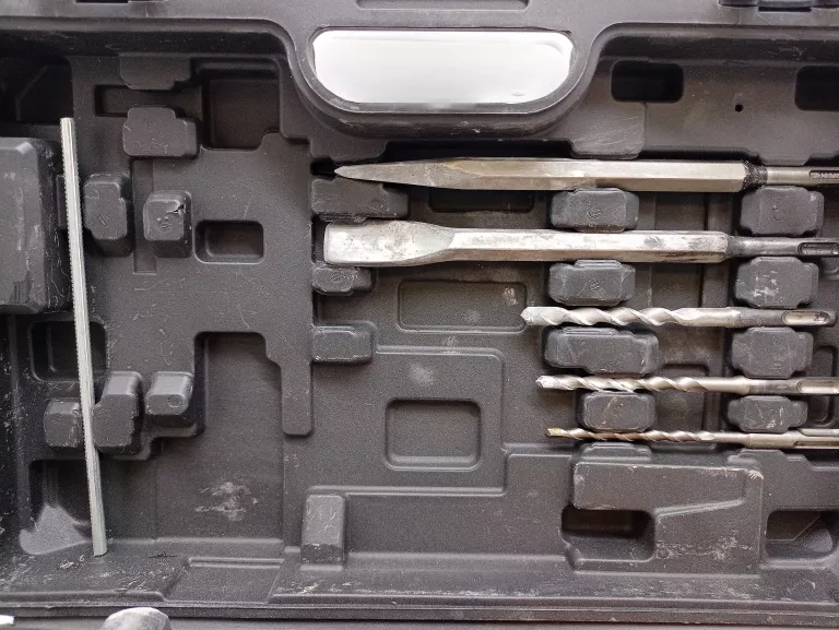 mlotowiertarka-riwall-pro-sds-plus-2800-w-stan-uzywany